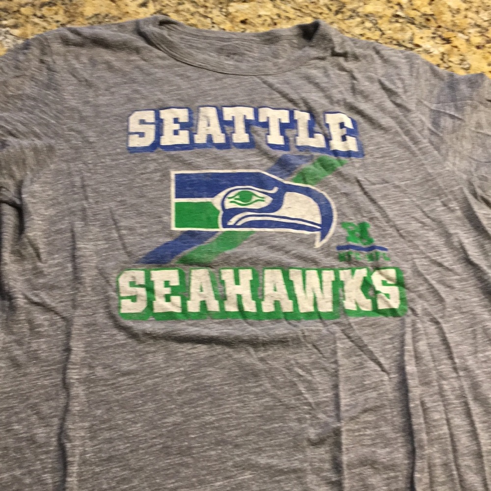 Seattle Seahawks large tee soft cotton